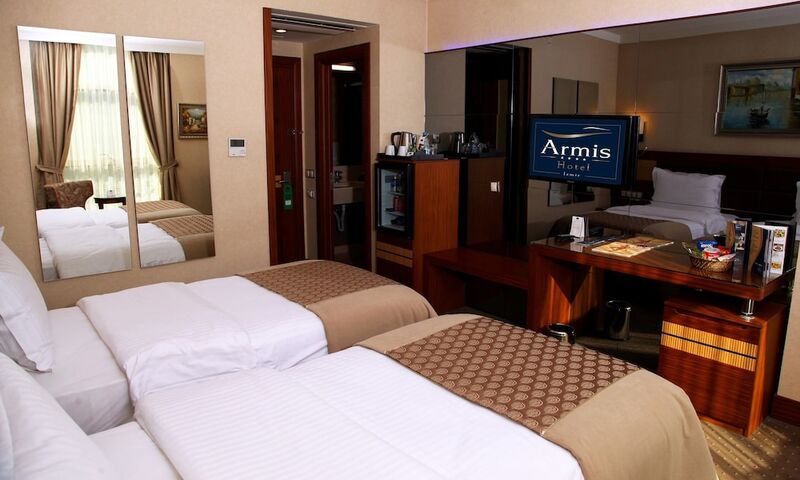 Armis Hotel