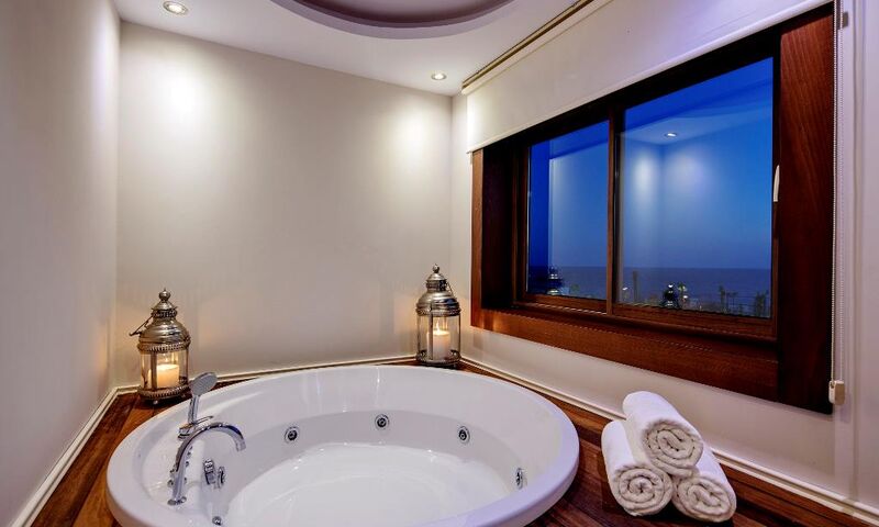 Royal Teos Thermal Resort Clinic & Spa