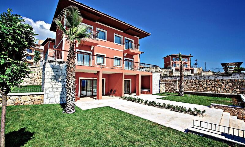 Royal Teos Thermal Resort Clinic & Spa