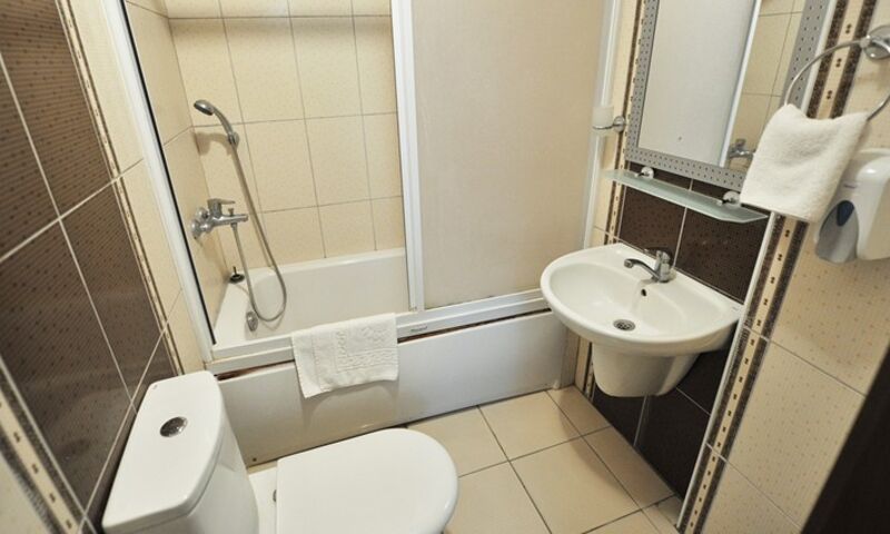 Oylat Kaplıcaları Aşiyan Otel