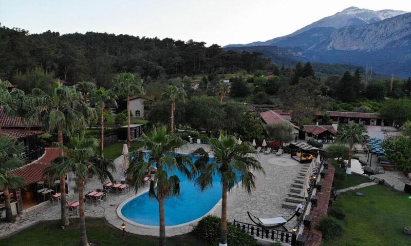 Hotel Berke Ranch and Nature