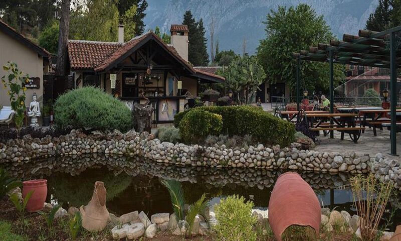 Hotel Berke Ranch and Nature