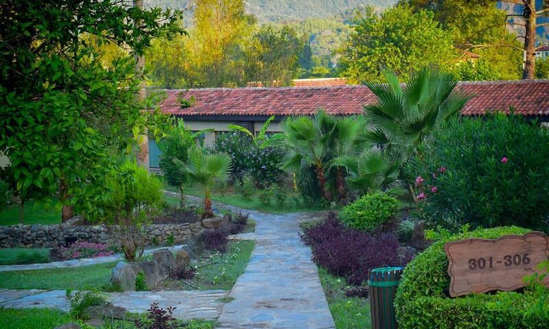 Hotel Berke Ranch and Nature