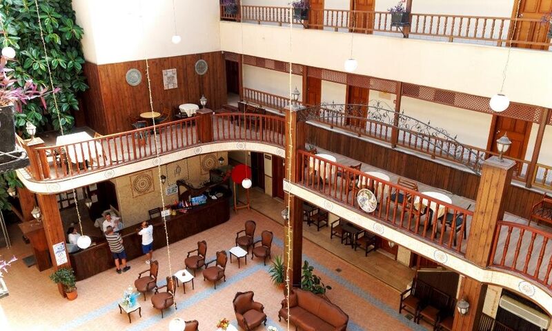 Özcan Hotel