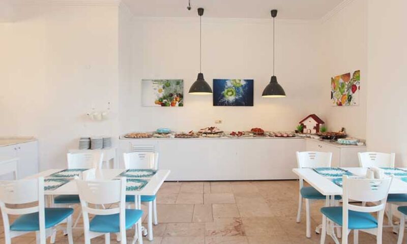 Kusadasi Arora Hotel