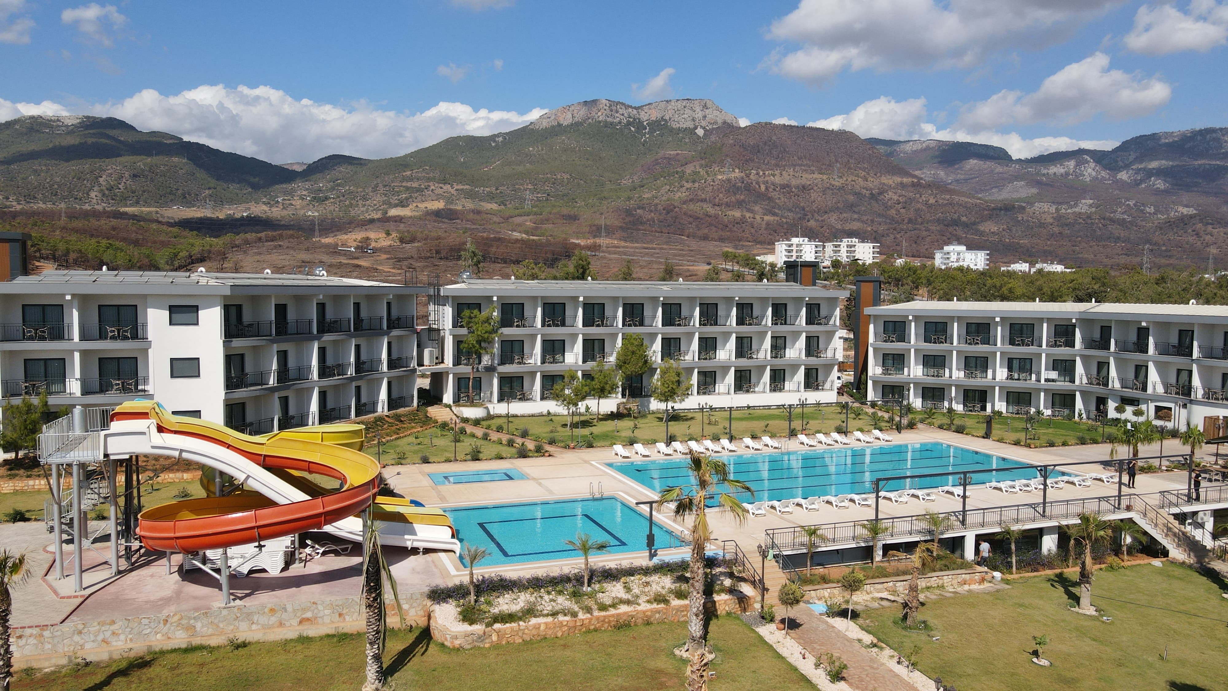 Toros Holiday Resort & Spa Hotel