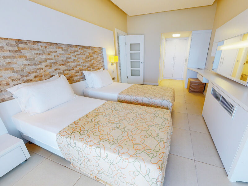 Altın Yunus Resort & Thermal Hotel Çeşme