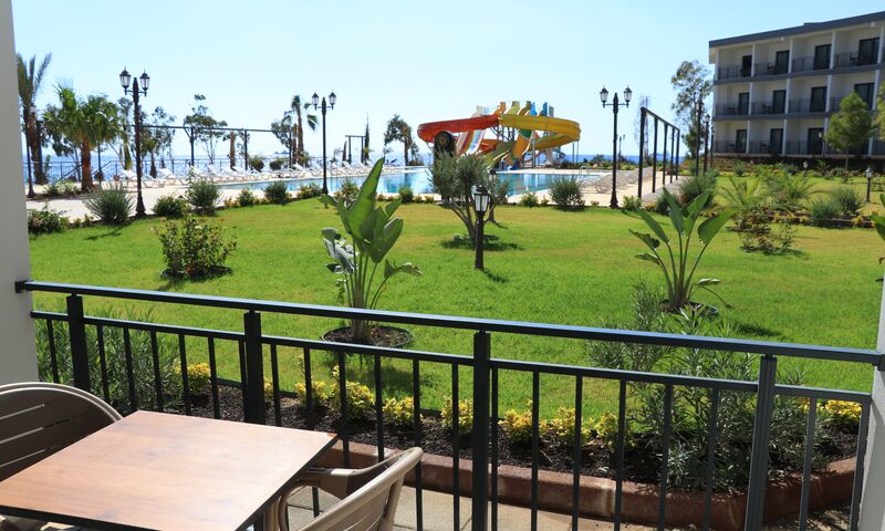 Toros Holiday Resort & Spa Hotel