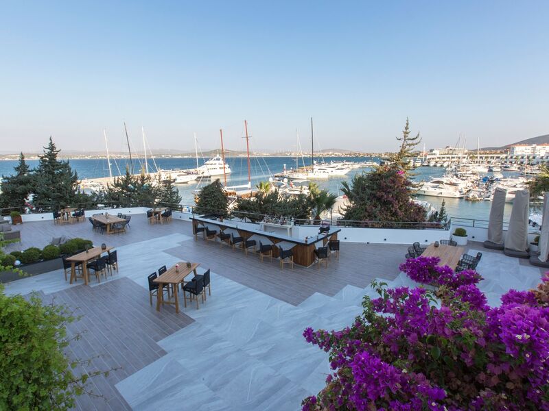 Altın Yunus Resort & Thermal Hotel Çeşme