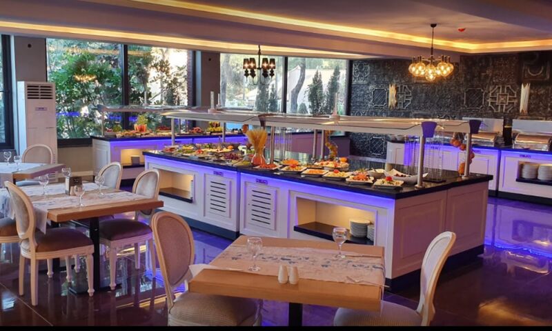 İvy Sailing Resort Hotel