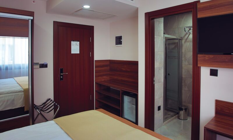Paris Prestige Hotel